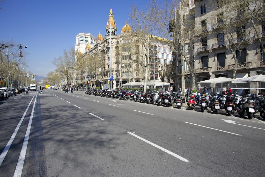 Letsgo Paseo De Gracia Apartment Барселона Екстериор снимка